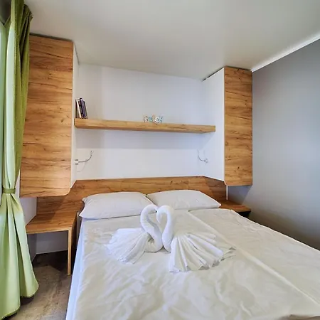 Boutique Bunja Супетар