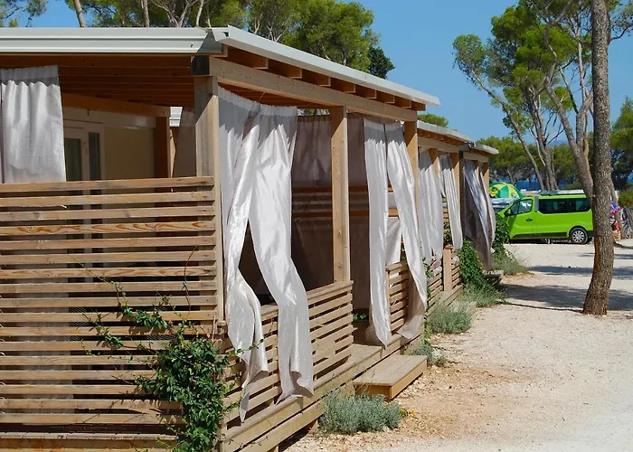 مكان تخييم Boutique Bunja سوبيتار