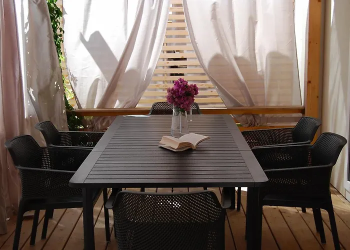 Boutique Bunja مكان تخييم 2*