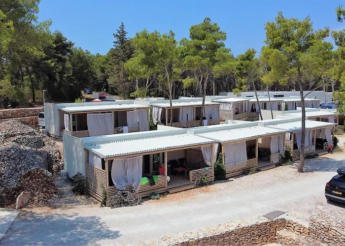 مكان تخييم Boutique Bunja 2*