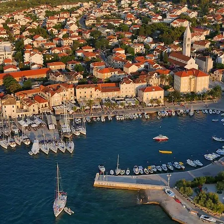 مكان تخييم Boutique Bunja 2*