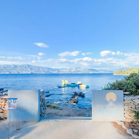 مكان تخييم Boutique Bunja 2*